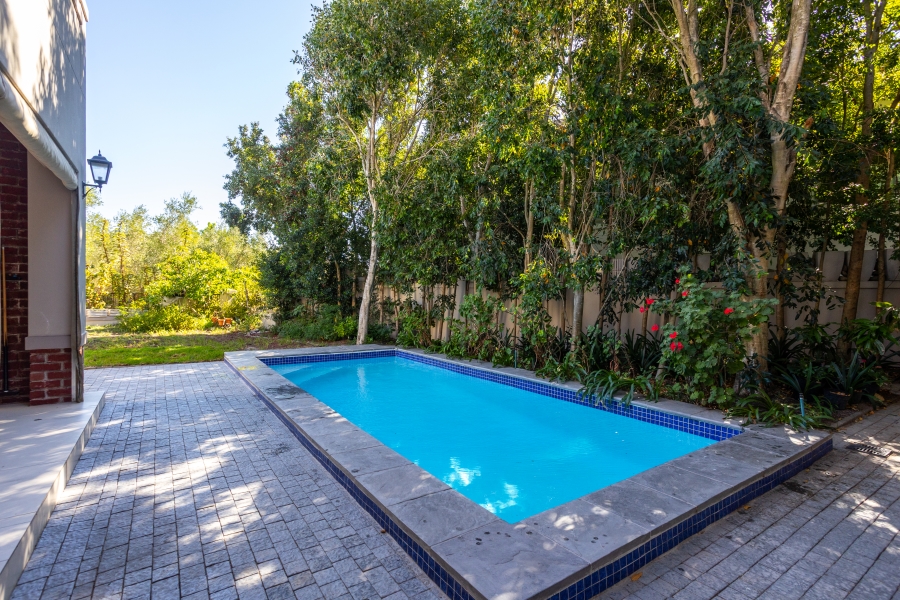 5 Bedroom Property for Sale in Val De Vie Estate Western Cape